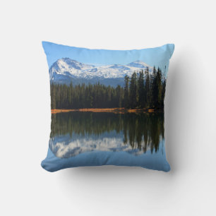 USA, Oregon, Willamette National Forest 2 Cushion