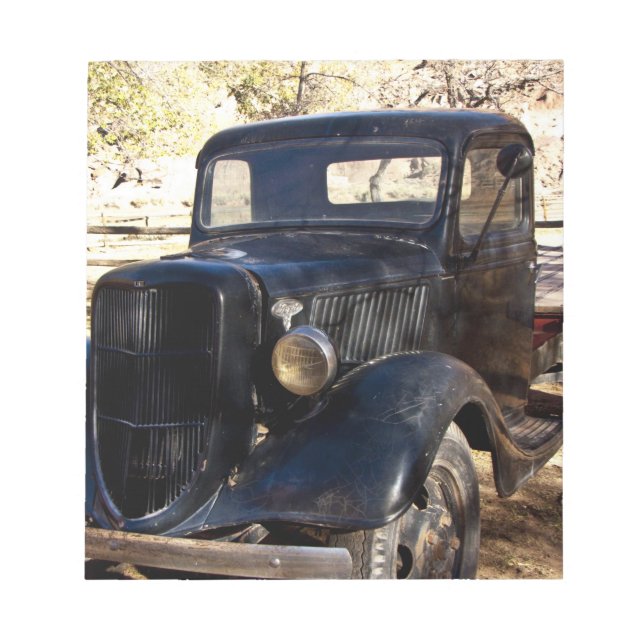 USA, Utah, Capitol Reef National Park, Scenic Notepad (Front)