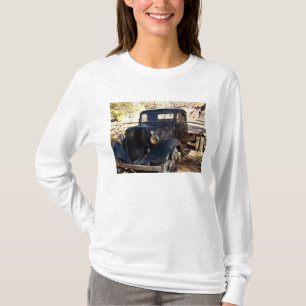 USA, Utah, Capitol Reef National Park, Scenic T-Shirt