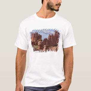 USA, Utah. View of Fisher Towers. Credit as: Don T-Shirt