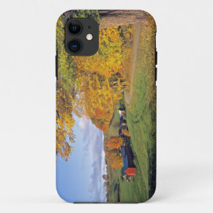 USA, Vermont, Jenne Farm. Fall comes to Jenne Case-Mate iPhone Case