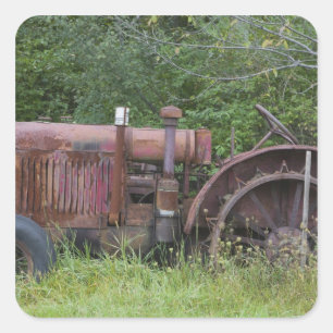 USA, Vermont, MANCHESTER: Antique Farm Tractor Square Sticker