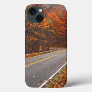USA, Virginia, Shenandoah National Park, Skyline iPhone 13 Case