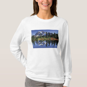 USA, WA, Heather Meadows RA. Mount Shuksan at T-Shirt