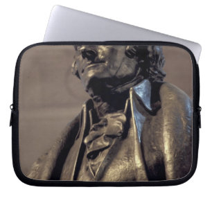 USA, Washington DC. Thomas Jefferson Memorial. Laptop Sleeve