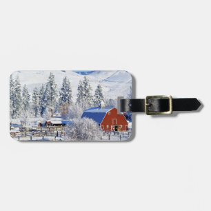 USA, Washington, Methow Valley, Barns in Luggage Tag