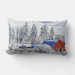 USA, Washington, Methow Valley, Barns in Lumbar Cushion