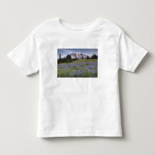 USA, Washington, Mt. Rainier NP, Mt. Rainier and Toddler T-Shirt