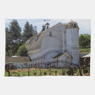 USA, Washington, Pullman, Barn Tea Towel