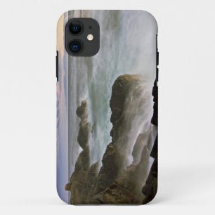 USA, Washington, San Juan Islands.  Waves crash Case-Mate iPhone Case