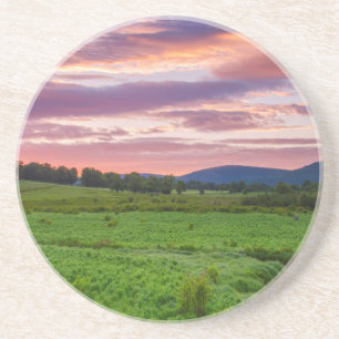 USA, West Virginia, Davis. Landscape Coaster