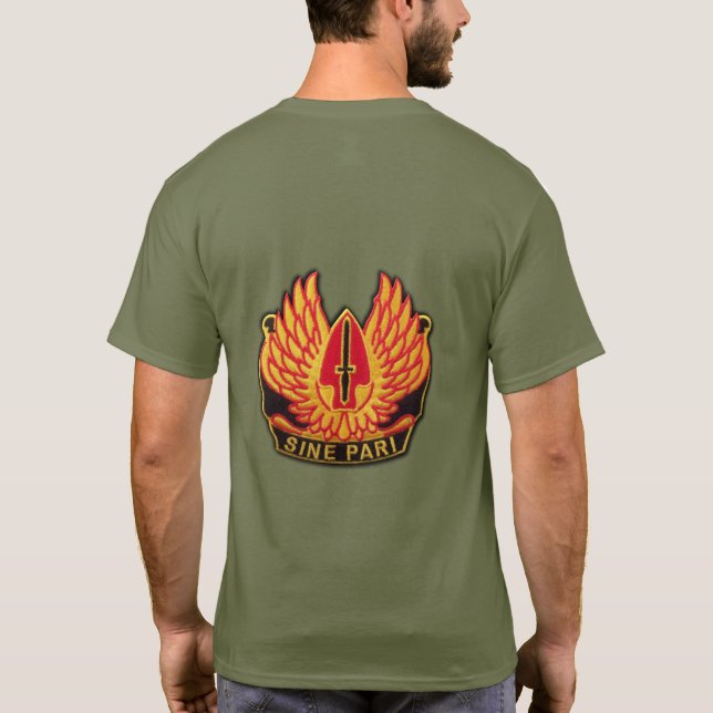 USASOC Special Ops Sine Pari SOCOM Vet Veterans T-Shirt (Back)