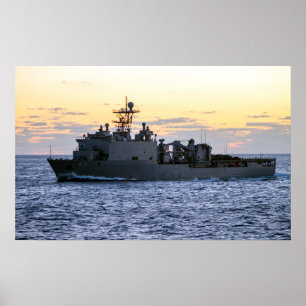 USS Fort McHenry (LSD 43) Poster