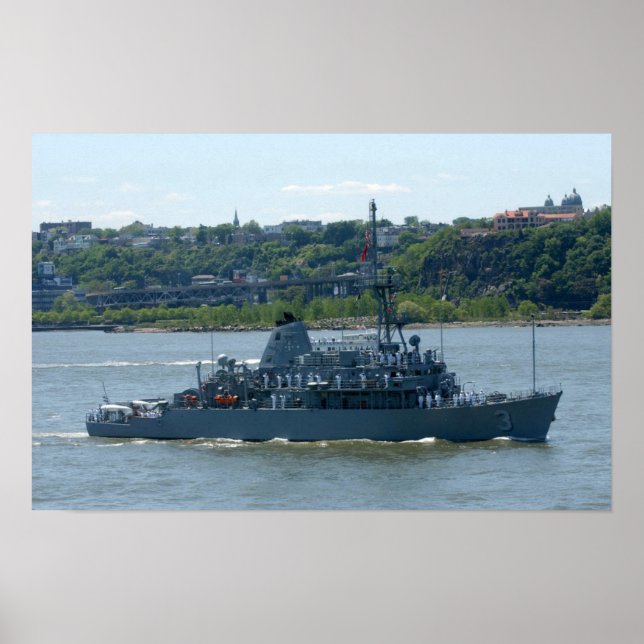 USS Sentry (MCM 3) Poster (Front)