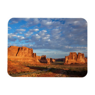Utah, Arches National Park, rock formations 2 Magnet