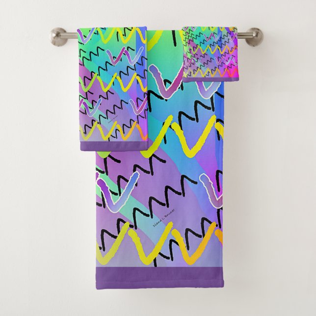 V Repeat  Bath Towel Set (Insitu)