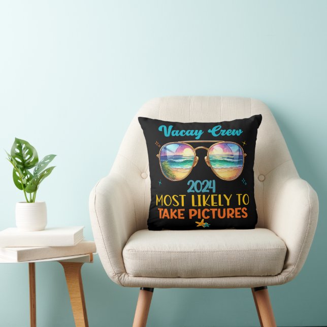 Vacay crew 2024 cushion (Chair)