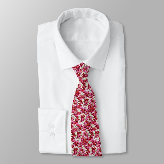 Valentine Hearts Tie (Tied)