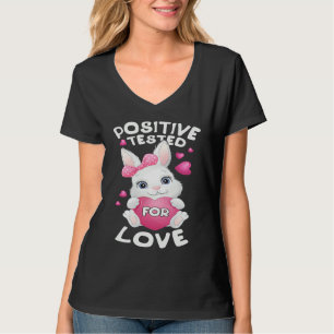 Valentine's day bunny with pink heart for her T-Shirt