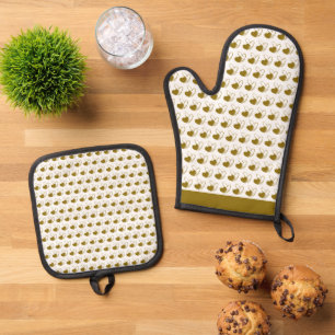 Valentine's Day Distorted Tilted Hearts Oven Mitt & Pot Holder Set