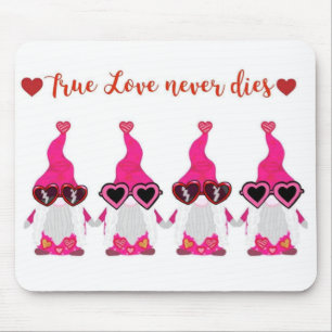 Valentine's Day gnomes Mouse Pad