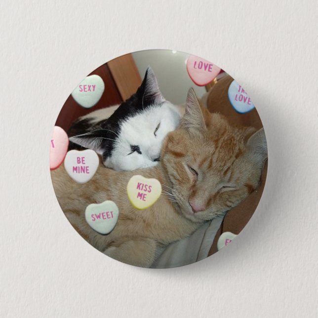 Valentine's Day Kittens 6 Cm Round Badge (Front)
