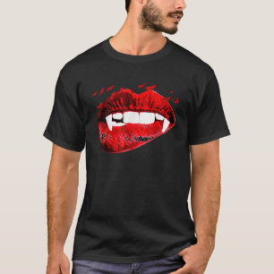 Vampire kissing lips vampire teeth bats Halloween T-Shirt
