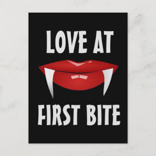 VAMPIRE WOMAN RED LIPS LOVE FIRST BITE POSTCARD