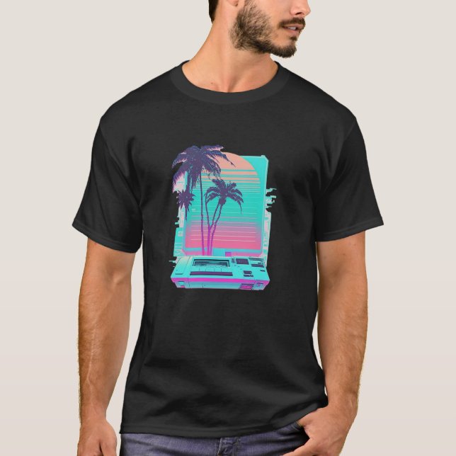 Vaperwave Aesthetic Glitch Palm Tree Retrowave Syn T-Shirt (Front)