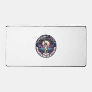 Vaporwave Liberty Patriotic Patriotic Vaporwave Re Desk Mat