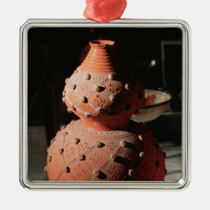 Vase in the shape of a gourd metal tree decoration