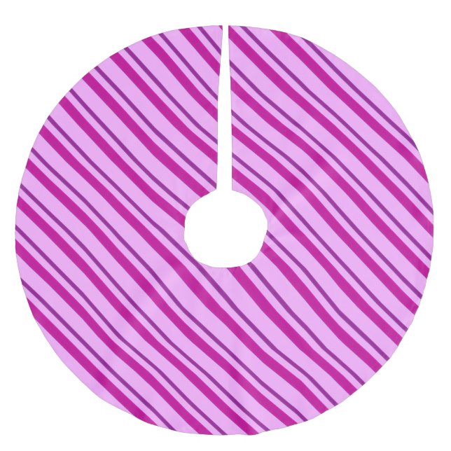 Velvet ribbons, plum and pink brushed polyester tree skirt (Front)