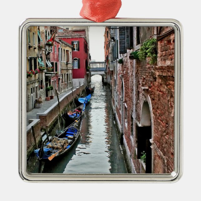 Venice Alleyway Metal Tree Decoration (Front)