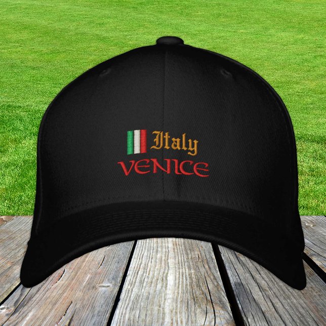 Venice & Italy fashion / Italian Flag Patriots Embroidered Hat (Creator Uploaded)