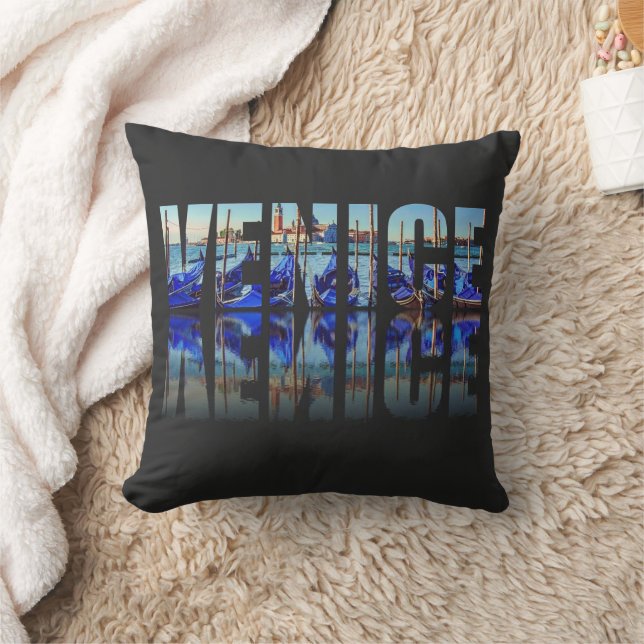 Venice text with reflection cushion (Blanket)