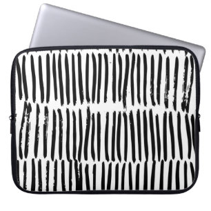 Vertical Elements: Hand-Drawn Seamless Style. Laptop Sleeve