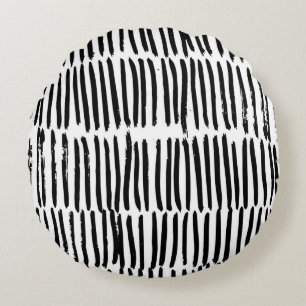 Vertical Elements: Hand-Drawn Seamless Style. Round Cushion