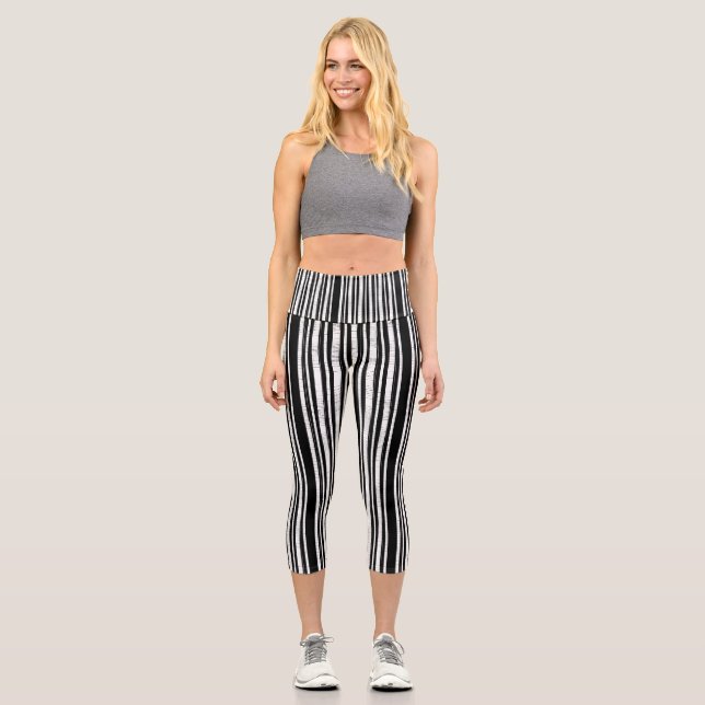 Vertical Stripe Pattern Leggings (Front)