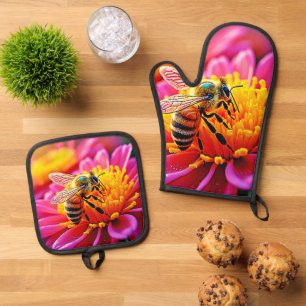 Vibrant Bee on Bloom Design Oven Mitt & Pot Holder Set