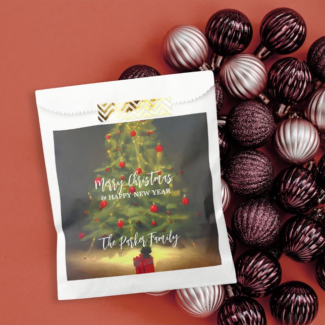 Vibrant Classic Christmas Tree Red Balls  Favour Bags (Creator Uploaded)