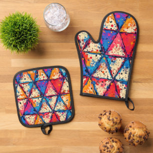 Vibrant Triangle Splatter Art Oven Mitt & Pot Holder Set
