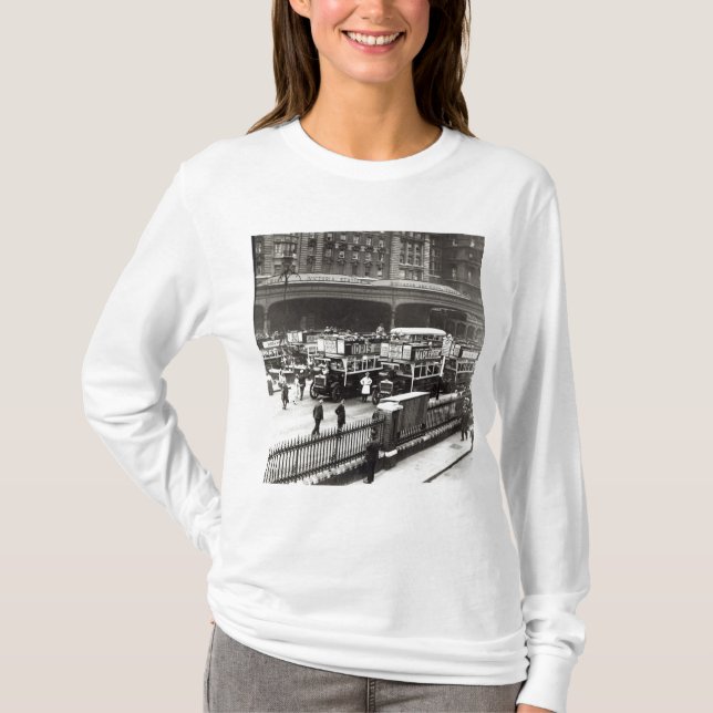 Victoria Station, 1920s T-Shirt (Front)