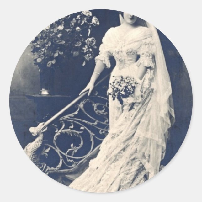 Victorian Bride Classic Round Sticker (Front)