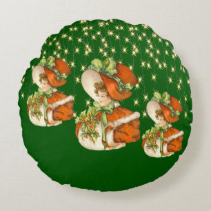 Victorian ChristmasLady Green w/Gold String Lights Round Cushion