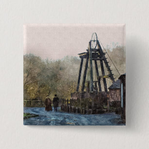 VICTORIAN ENGLAND 15 CM SQUARE BADGE