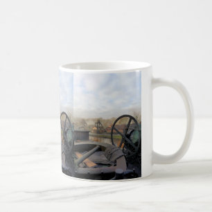 VICTORIAN ENGLAND COFFEE MUG