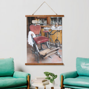 VICTORIAN ENGLAND HANGING TAPESTRY