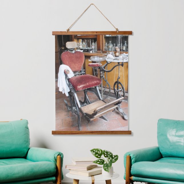 VICTORIAN ENGLAND HANGING TAPESTRY (Living Room)