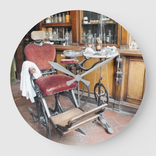 VICTORIAN ENGLAND LARGE CLOCK (Front)