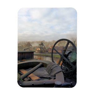 VICTORIAN ENGLAND MAGNET